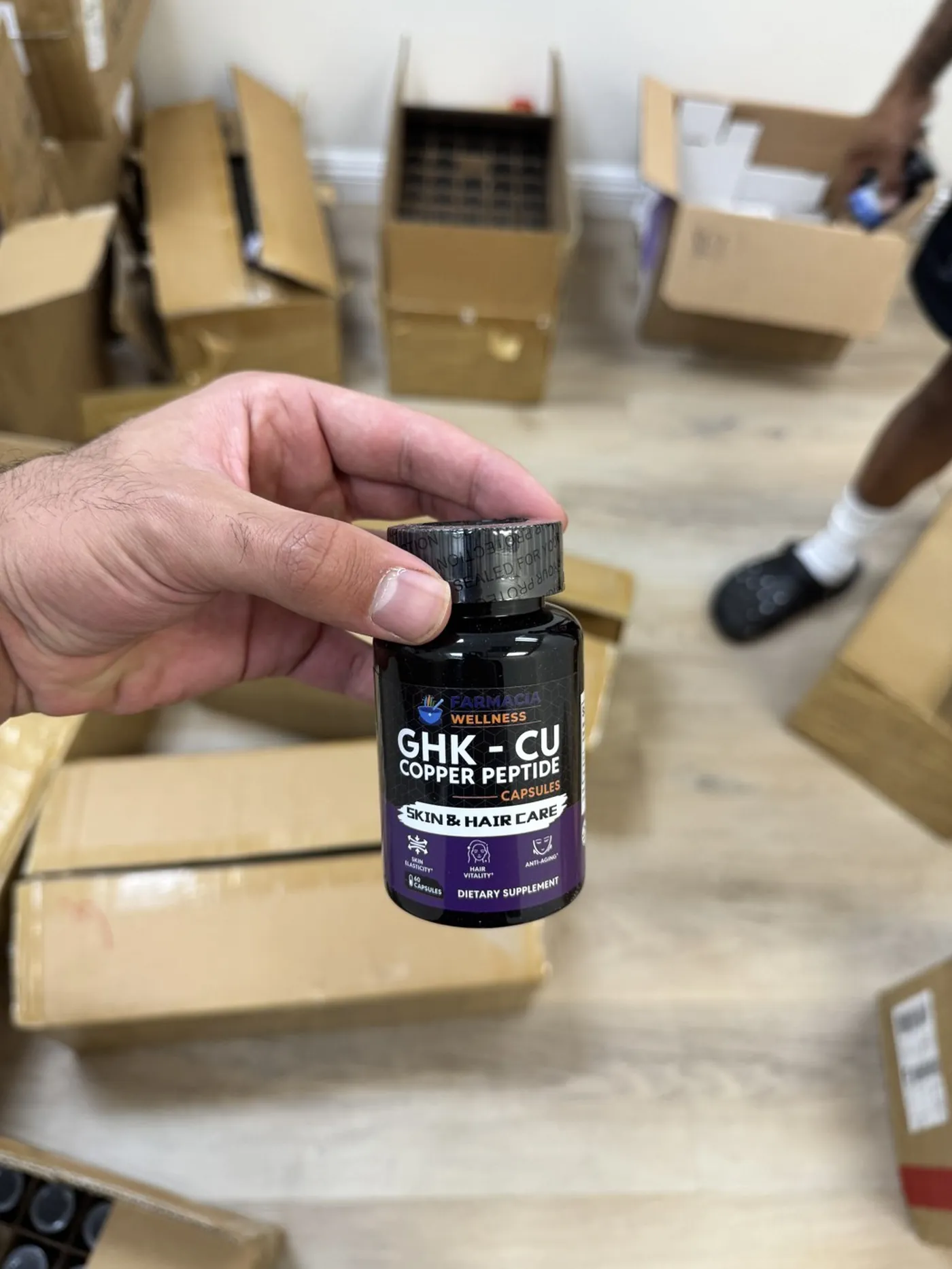 Farmacia Wellness packing orders